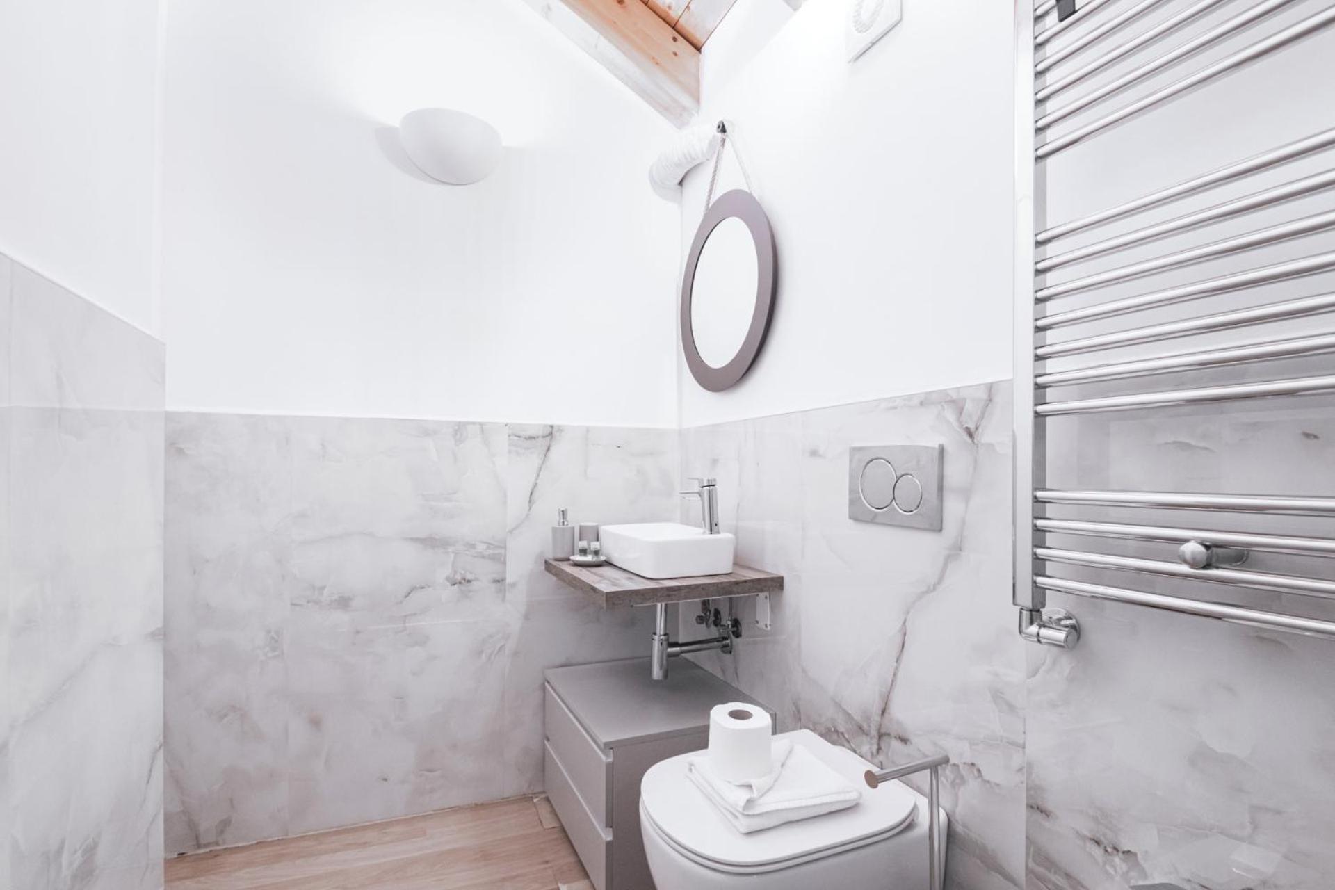 Easylife - Gioiello Con Ampio Balcone Panoramico In Porta Ticinese Appartement